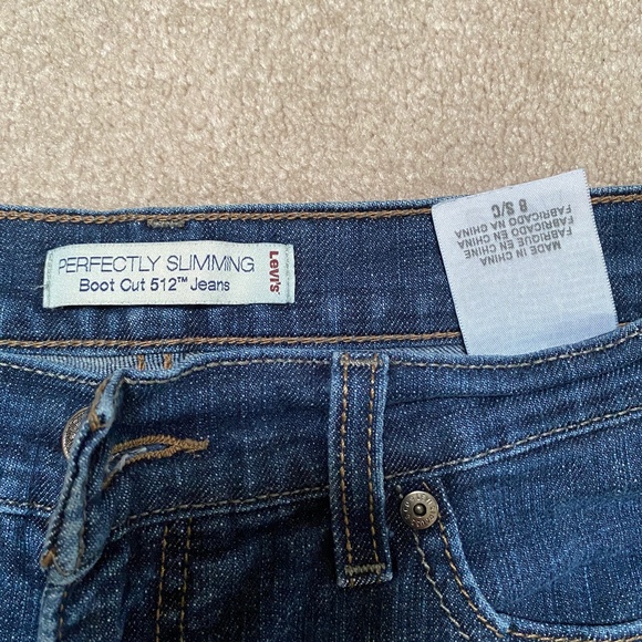 Levi's perfectly slimming boot cut 512 jeans size 8s - Picture 2 of 4